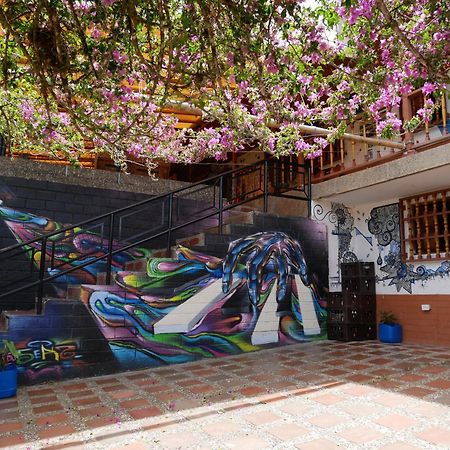 Casa Kayam Art Hostel Coliving Coworking Guatapé Kültér fotó