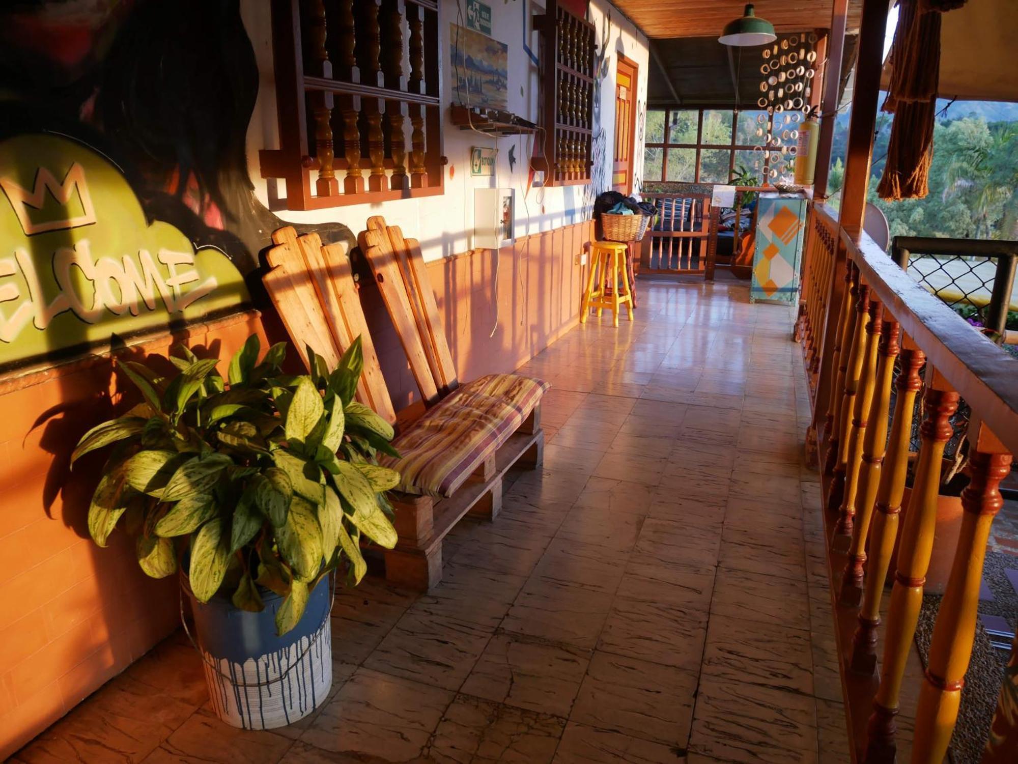 Casa Kayam Art Hostel Coliving Coworking Guatapé Kültér fotó
